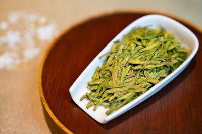 西湖龙井茶的提前开采:如何辨别真假并选购好喝的绿茶?